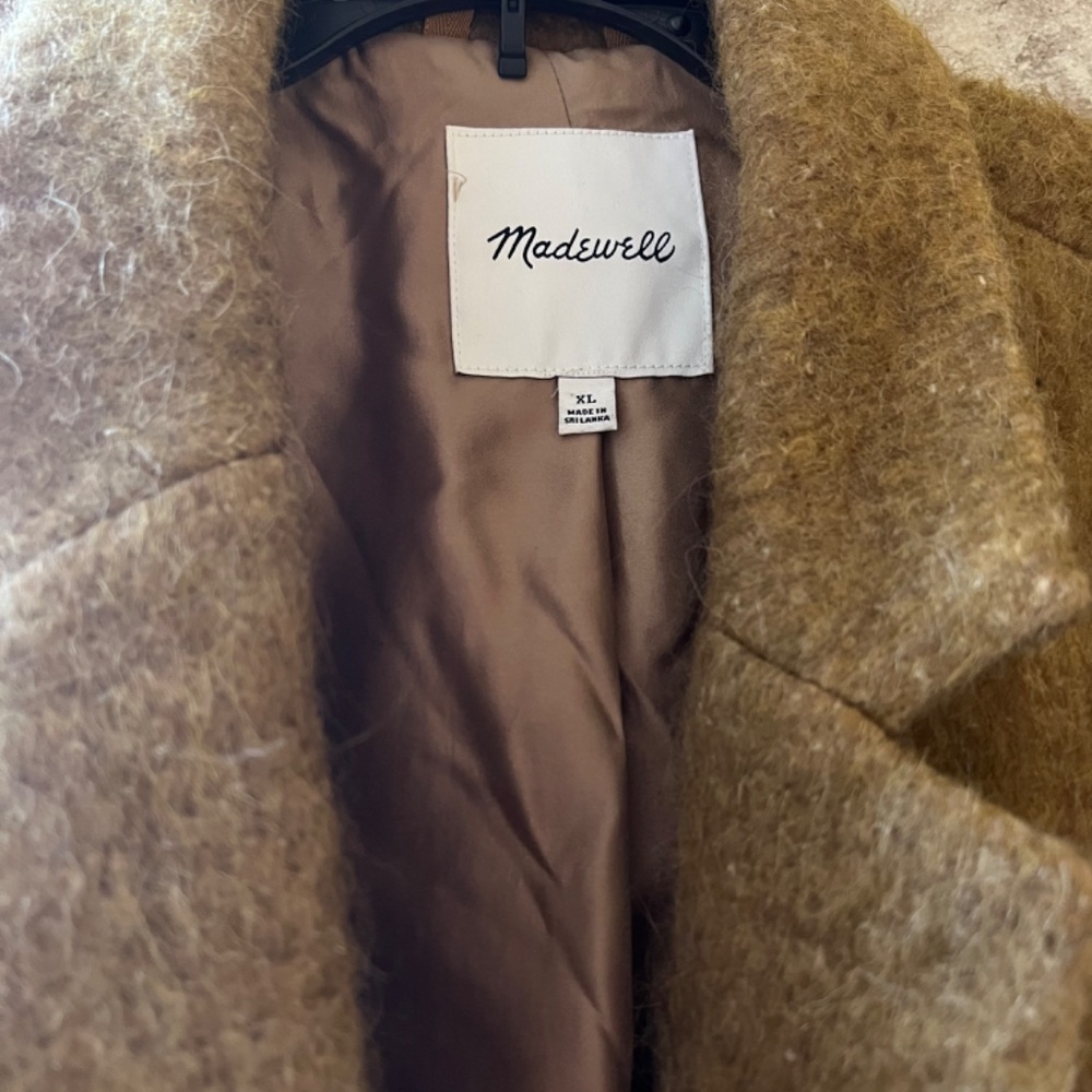 Madewell Larsen Boucle Blazer View 4
